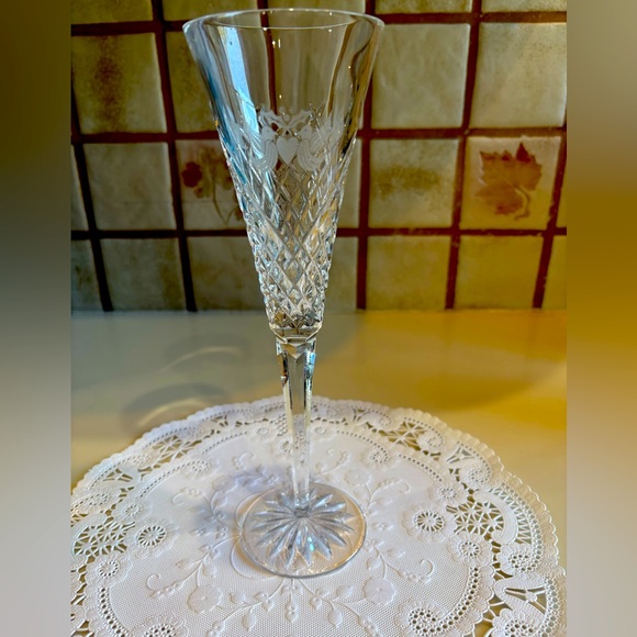 Waterford Champagne 🍾 Flute 12 Days of Christmas " Two Turtle Doves" - Picture 1 of 6